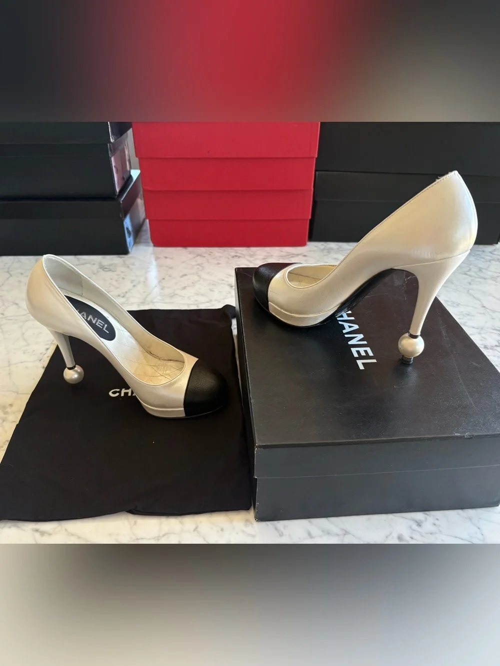 CHANEL IVORY AND BLACK CAPE, LEATHER PLATFORM PUMPS